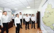 新疆维吾尔自治区党委书记陈小江在应急管理厅调研并听取有关单位工作汇报