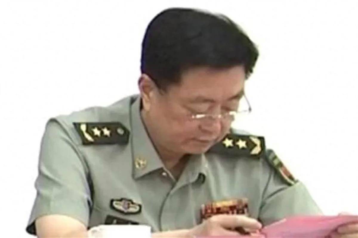 极目政情|唐勇被撤销全国政协委员资格，曾参与国庆阅兵，中将军衔