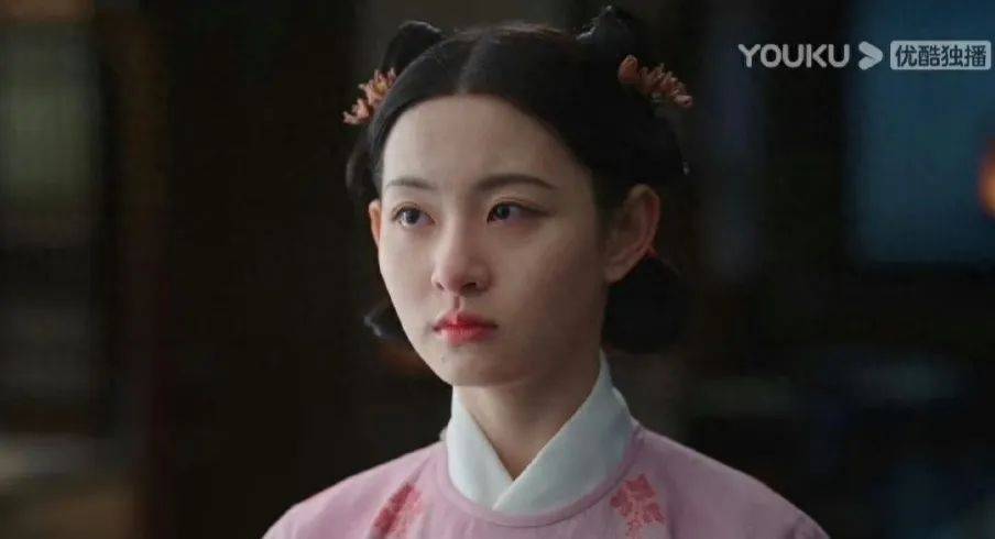 于正夸旗下女星“这绝世容颜”上热搜，评论区翻车，女方回应