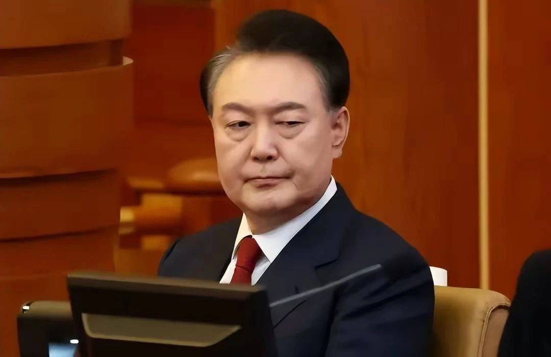 5票：1票！投票结果出炉，尹锡悦迎来重大胜利，中方收到特殊信号