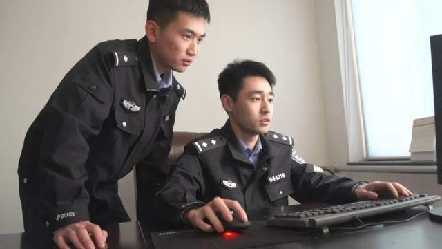 谈了10多年恋爱，才发现空姐“女友”是男的？警察：41岁男性冒充