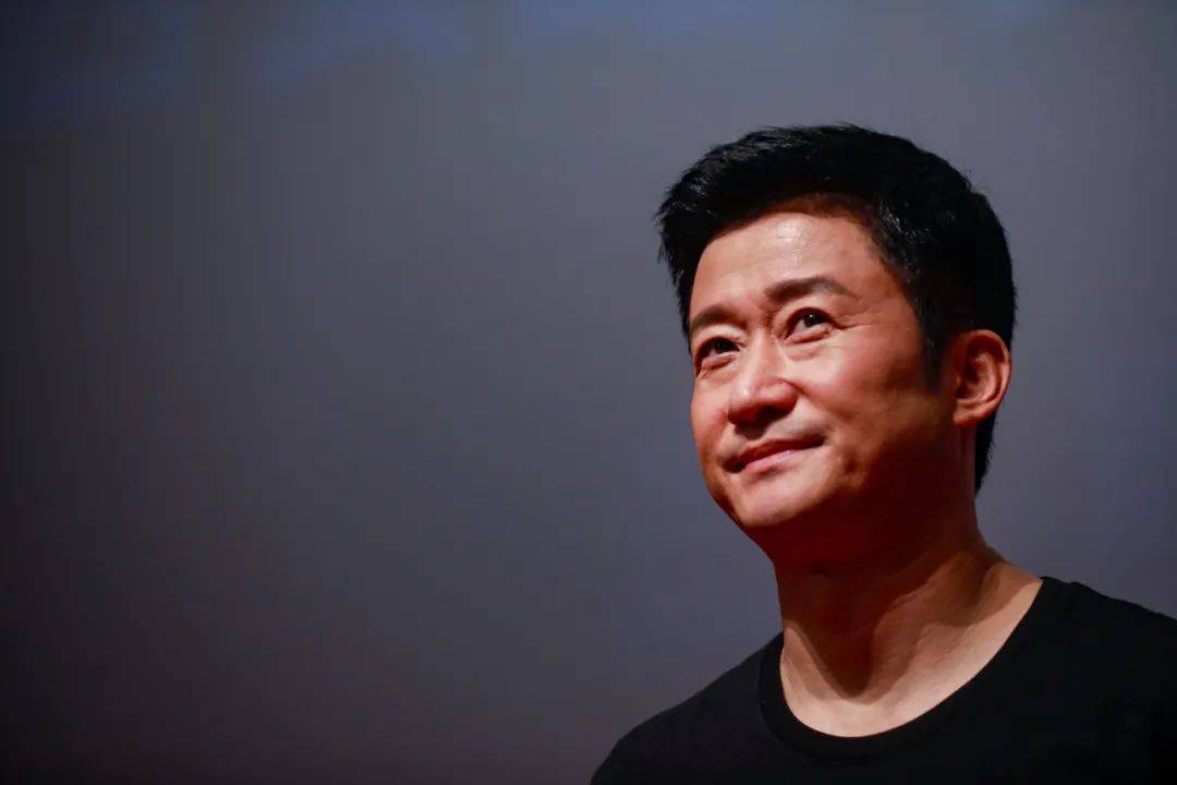 51岁吴京，突发意外！