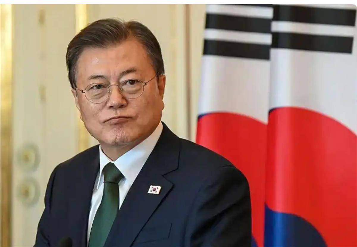 韩国检方以受贿罪起诉前总统文在寅，其女儿此前已被起诉