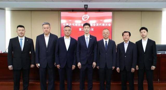 刘国梁泪洒会场，“乒乓球是融入血脉的信仰”，国际乒联：他将继续担任两项重要职务