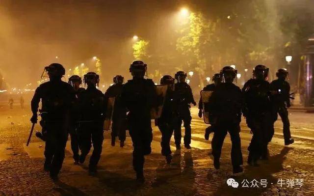 法国又乱套了，乱得匪夷所思